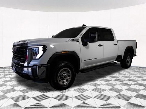 Certified 2024 GMC Sierra 2500 Pro w/ Convenience Package AWD/4WD image 10