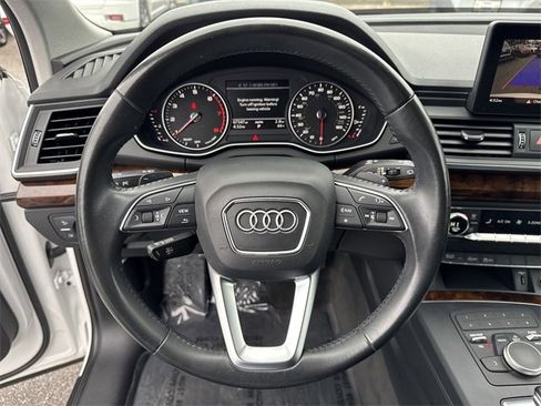 Used 2018 Audi Q5 2.0T Premium image 24