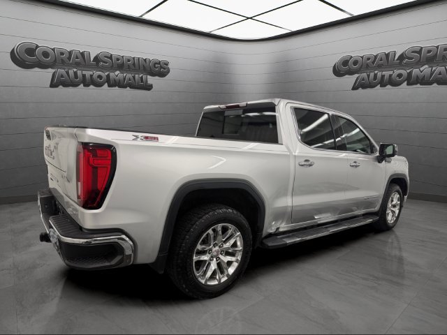 Used 2021 GMC Sierra 1500 SLT w/ SLT Premium Plus Package AWD/4WD image 5