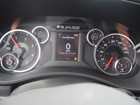 New 2026 RAM 2500 Tradesman AWD/4WD image 14