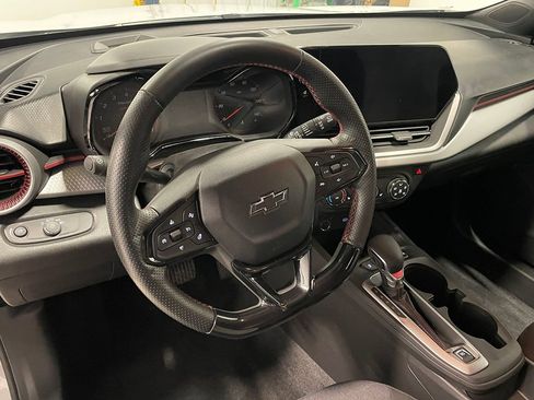 Used 2024 Chevrolet Trax RS w/ Driver Confidence Package image 18