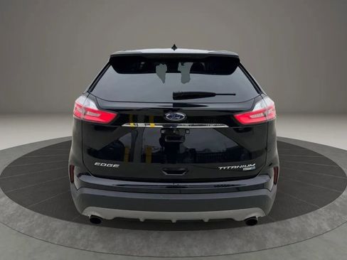 Used 2019 Ford Edge Titanium w/ Cold Weather Package AWD/4WD image 6