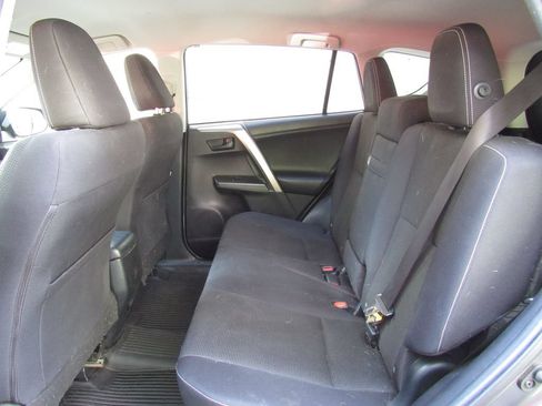 Certified 2018 Toyota RAV4 LE AWD/4WD image 15