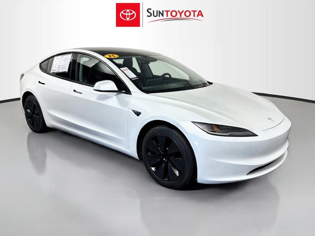 Used 2025 Tesla Model 3 Long Range RWD image 1