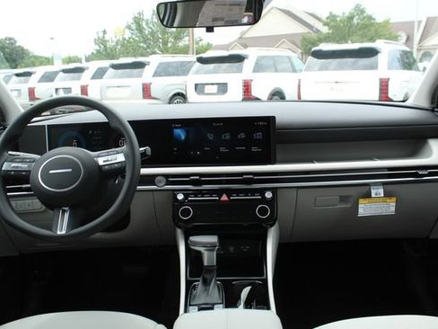 New 2026 Hyundai Tucson SEL Plus AWD/4WD image 16