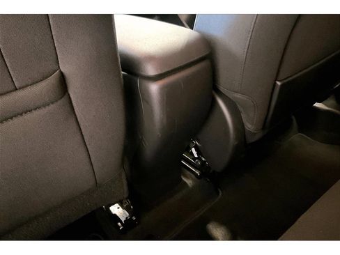 Used 2025 Chevrolet TrailBlazer LT FWD image 12
