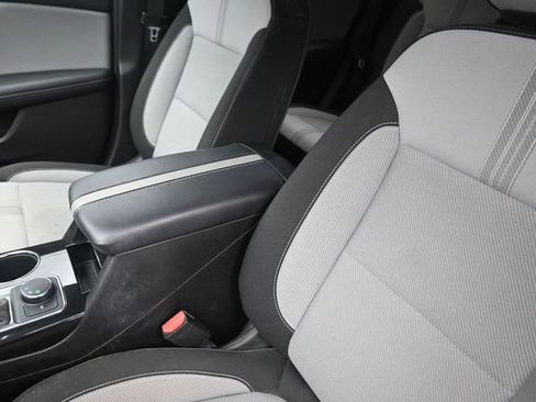Used 2023 Chevrolet Blazer LT FWD image 17