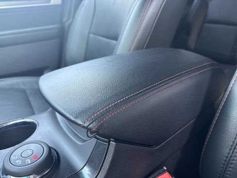 Used 2018 Ford Explorer Sport w/ Ford Safe & Smart Package AWD/4WD image 21