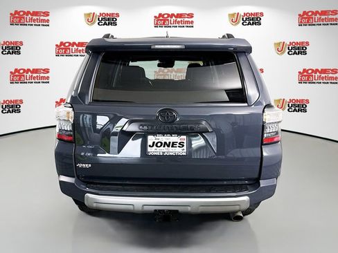 Certified 2024 Toyota 4Runner TRD Off-Road Premium w/ Off Road Premium Plus Package AWD/4WD image 17