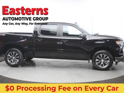 Used 2024 Chevrolet Silverado 1500 LT AWD/4WD image 47