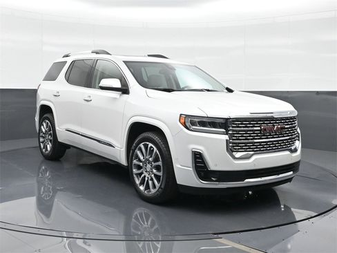 Used 2023 GMC Acadia Denali image 13
