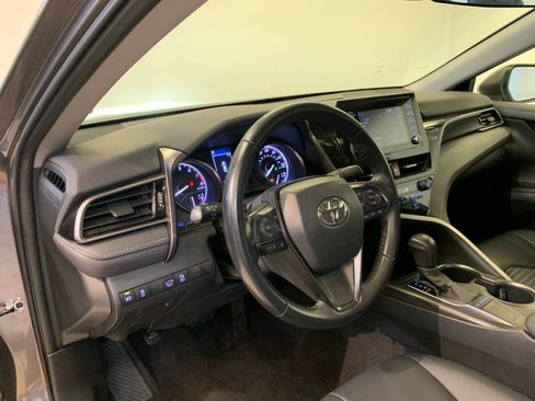 Used 2023 Toyota Camry SE FWD image 17