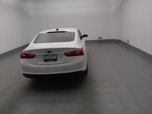 Used 2020 Chevrolet Malibu LS FWD image 7