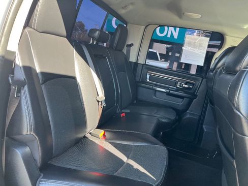 Used 2017 RAM 1500 Laramie image 32