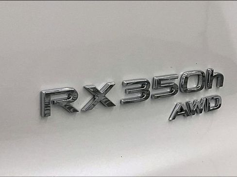 Used 2024 Lexus RX 350 350h Luxury w/ Convenience Package image 9