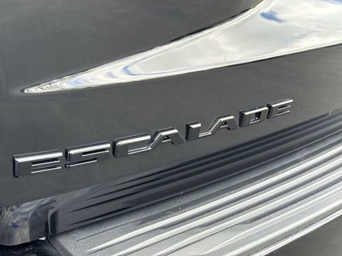 Certified 2024 Cadillac Escalade Sport AWD/4WD image 33