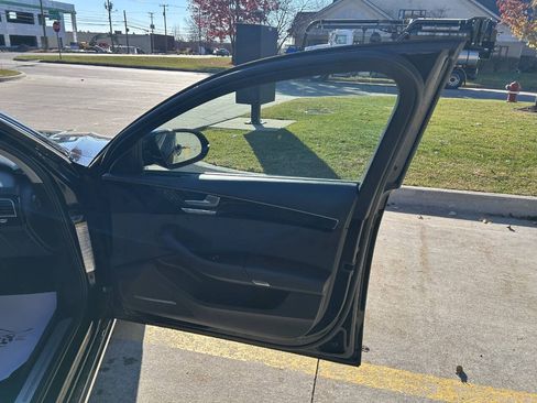 Used 2015 Audi A8 L 3.0T w/ Premium Package image 38