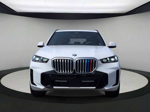 Used 2026 BMW X5 xDrive40i AWD/4WD image 3