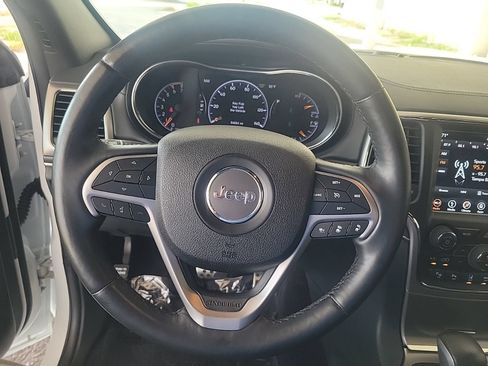 Used 2018 Jeep Grand Cherokee High Altitude AWD/4WD image 23
