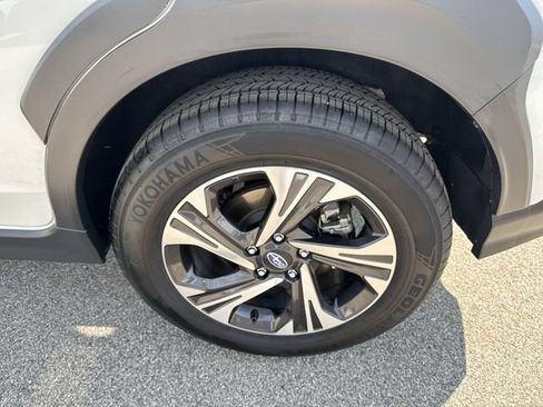 Used 2026 Subaru Crosstrek 2.5i Premium AWD/4WD image 8