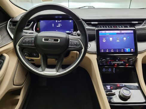 Used 2021 Jeep Grand Cherokee L Limited image 22