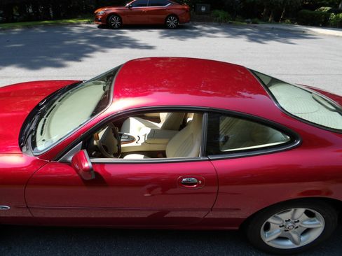 Used 1997 Jaguar XK8 Coupe RWD image 26