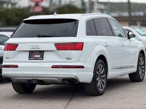 Used 2017 Audi Q7 3.0T Premium Plus w/ Premium Plus Package AWD/4WD image 6