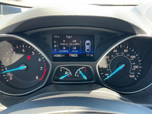 Used 2018 Ford Escape Titanium w/ Ford Safe & Smart Package AWD/4WD image 21