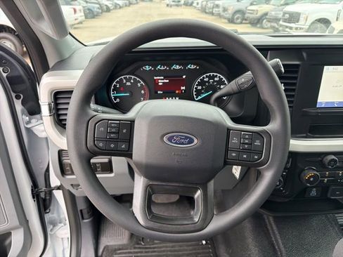 New 2026 Ford F250 XL w/ XL Chrome Package image 19
