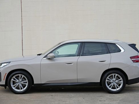 Used 2025 BMW X3 xDrive30i w/ Convenience Package AWD/4WD image 45