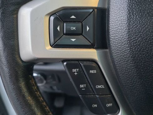Used 2018 Ford F250 Lariat w/ Lariat Ultimate Package AWD/4WD image 23
