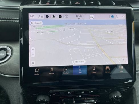 Certified 2023 Jeep Grand Cherokee Limited w/ Luxury Tech Group II image 19