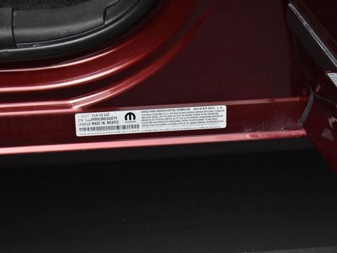 Used 2022 RAM 3500 Limited w/ Body Color Bumper Group image 36