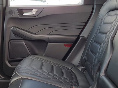 Certified 2023 Ford Escape Platinum w/ Premium Technology Package image 16