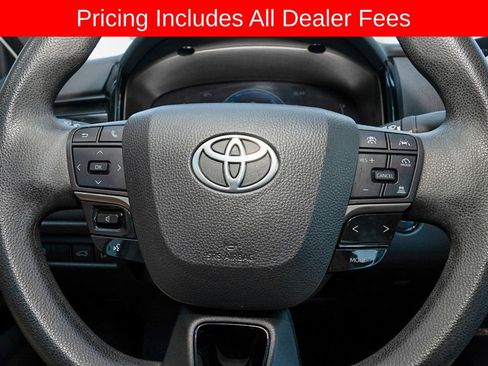 Used 2025 Toyota Camry LE FWD image 16