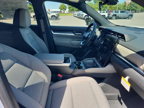 Used 2027 GMC Terrain Elevation FWD image 6