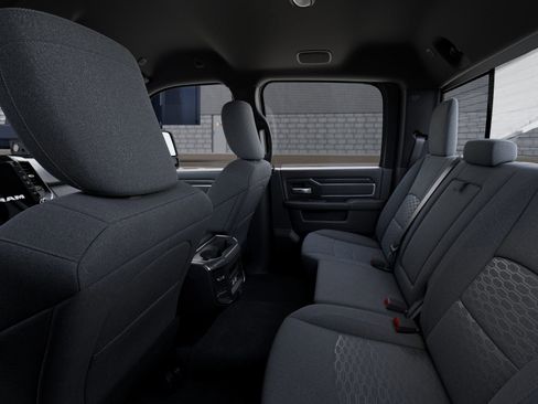 New 2026 RAM 2500 Big Horn AWD/4WD image 31