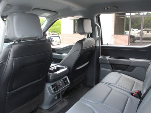 Used 2022 Ford F150 Lariat w/ Equipment Group 502A High AWD/4WD image 31