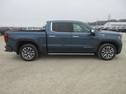 New 2026 GMC Sierra 1500 Denali image 3