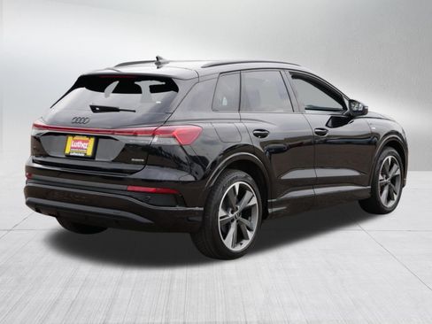 Used 2024 Audi Q4 e-tron Premium Plus w/ Premium Plus AWD/4WD image 7