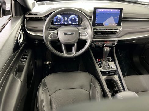 Used 2022 Jeep Compass High Altitude AWD/4WD image 22