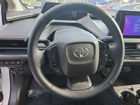 Certified 2025 Toyota Prius FWD image 24