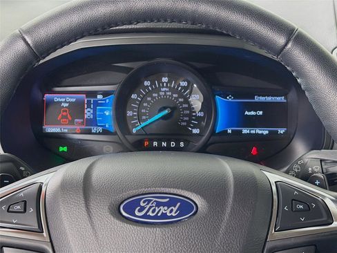 Used 2024 Ford Edge SEL w/ Convenience Package image 13