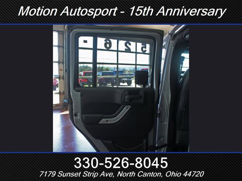 Used 2014 Jeep Wrangler Unlimited Sahara w/ Max Tow Package AWD/4WD image 36