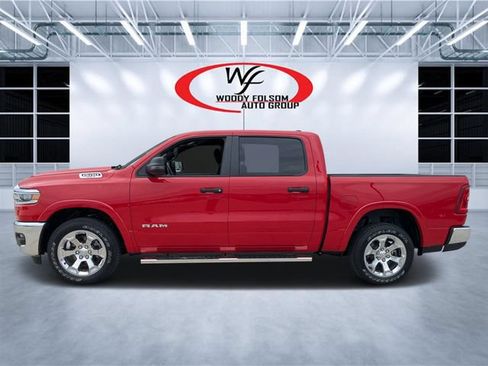 Used 2025 RAM 1500 Big Horn AWD/4WD image 6