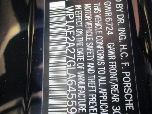 Used 2016 Porsche Cayenne S image 12