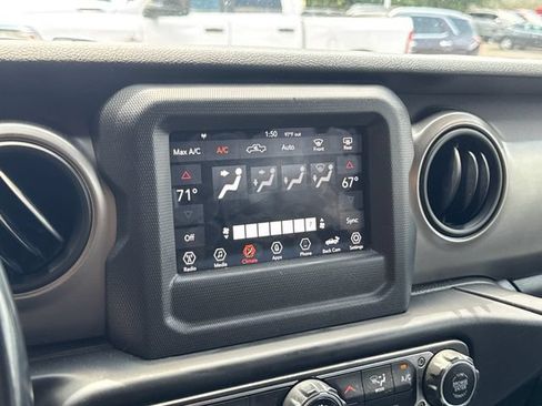 Used 2020 Jeep Gladiator Sport w/ Quick Order Package 24S AWD/4WD image 22