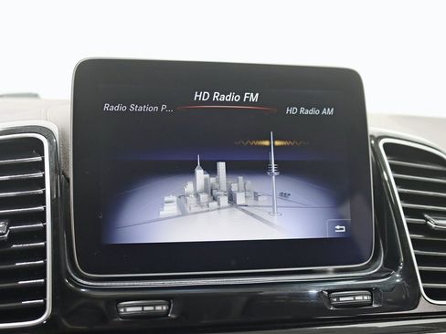 Used 2019 Mercedes-Benz GLS 450 4MATIC image 18