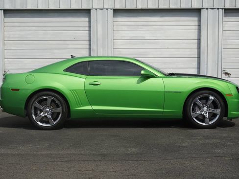 Used 2011 Chevrolet Camaro SS w/ RS Package RWD image 7