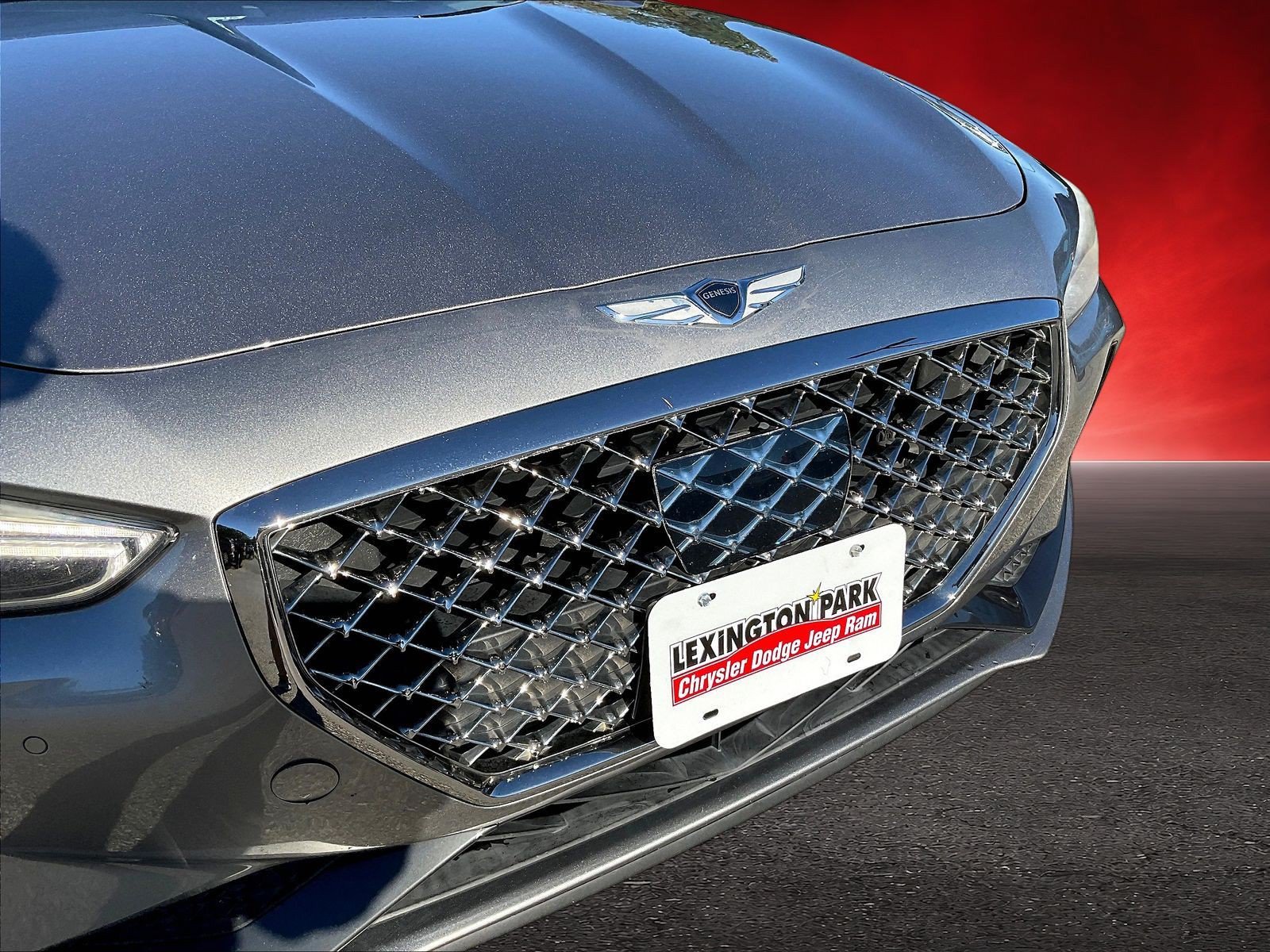 Used 2020 Genesis G70 2.0T w/ Elite Package RWD image 32